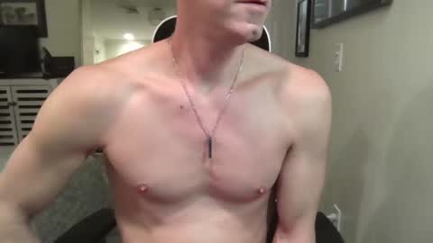 Snapshot of joshjordanxx chatting on December 15, 9:24 am Josh Jordan online show from December 15, 9:24 am