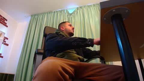 Snapshot of joshknights chatting on September 28, 5:46 am JoshKnight online show from September 28, 5:46 am