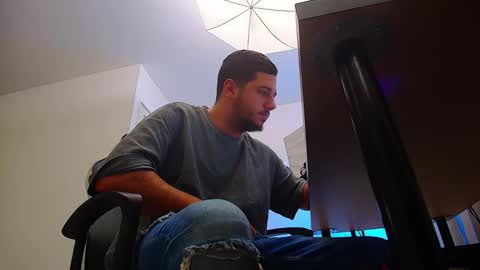 Snapshot of joshknights chatting on October 29, 6:04 am JoshKnight online show from October 29, 6:04 am