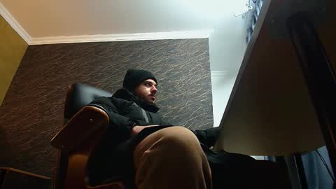 Snapshot of joshknights chatting on December 15, 6:06 am JoshKnight online show from December 15, 6:06 am