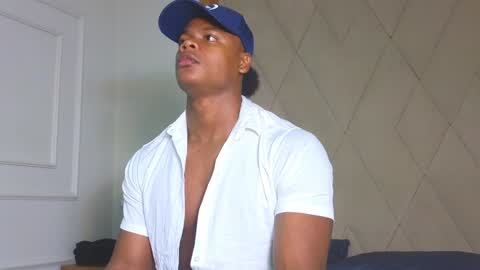 Snapshot of joshloganx chatting on December 23, 11:47 am joshloganx online show from December 23, 11:47 am