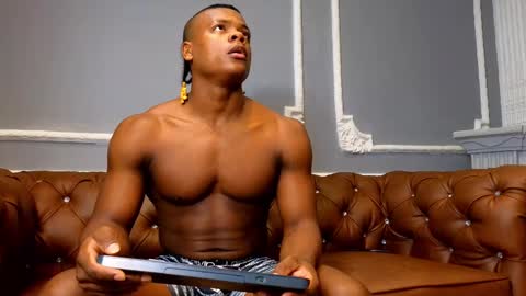 Snapshot of joshloganx chatting on December 29, 2:42 pm joshloganx online show from December 29, 2:42 pm