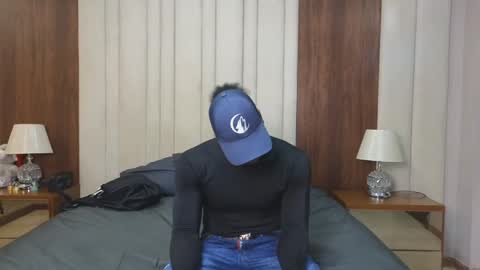 Snapshot of joshloganx chatting on January 18, 7:37 pm joshloganx online show from January 18, 7:37 pm