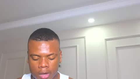 Snapshot of joshloganx chatting on January 26, 12:05 am joshloganx online show from January 26, 12:05 am