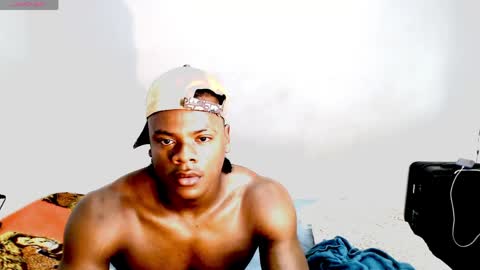 Snapshot of joshloganx chatting on April 3, 5:55 pm joshloganx online show from April 3, 5:55 pm