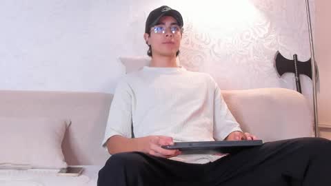 Josh Rashford online show from October 31, 9:38 pm