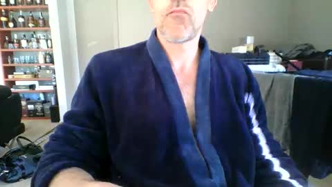 Snapshot of joshua154197 chatting on March 18, 11:35 am joshua154197 online show from March 18, 11:35 am