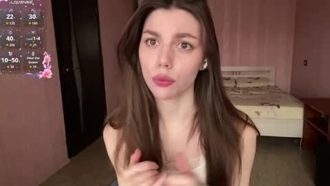 Snapshot of joshuabordelon chatting on April 1, 1:41 pm Ivy online show from April 1, 1:41 pm