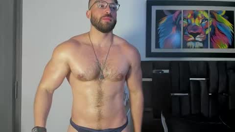 Snapshot of joshualyon chatting on November 5, 5:35 pm Joshua The Lion online show from November 5, 5:35 pm