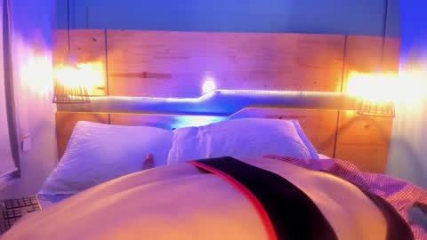 Snapshot of jostyn_rous chatting on March 22, 8:45 pm Jostyn Rous online show from March 22, 8:45 pm