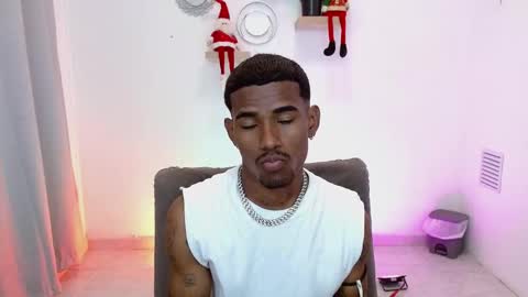 Snapshot of josua_smith chatting on November 20, 11:48 pm Josua online show from November 20, 11:48 pm