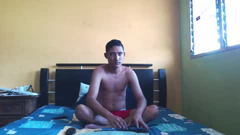 JOSUE online show from December 4, 7:56 pm