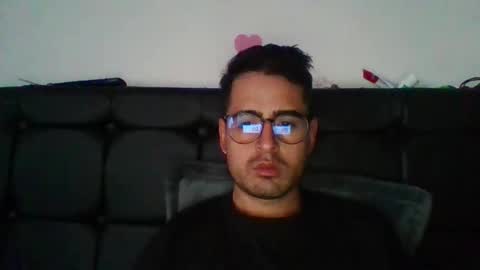 Snapshot of josux8 chatting on January 16, 4:22 pm josux8 online show from January 16, 4:22 pm