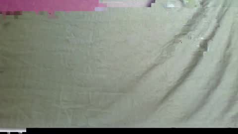 Snapshot of josy918592 chatting on February 1, 6:29 pm josy918592 online show from February 1, 6:29 pm