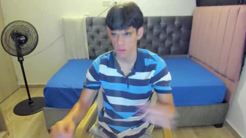 Snapshot of josy_11 chatting on March 19, 11:20 pm josy online show from March 19, 11:20 pm