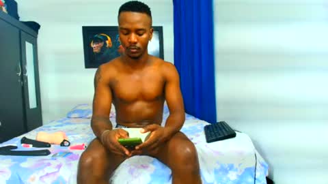 jotablackxl online show from July 5, 4:07 am