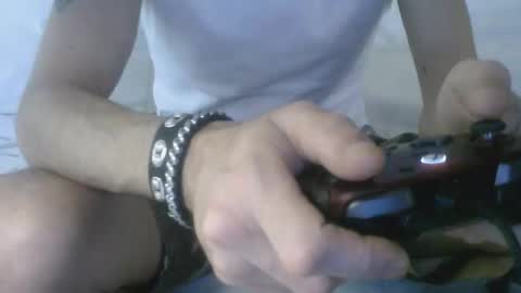 Snapshot of jovenduro84 chatting on May 28, 10:45 am jovenduro84 online show from May 28, 10:45 am