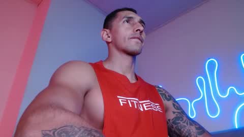  JOYLOPEZFIT online show from January 4, 1:31 pm