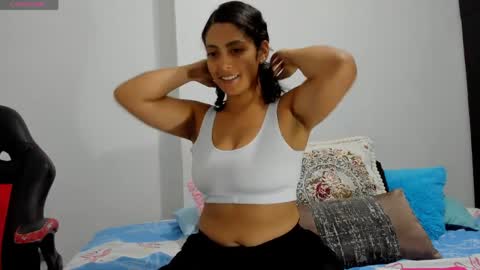Snapshot of joyaoscura55 chatting on March 31, 11:27 pm sofiaparker8 online show from March 31, 11:27 pm