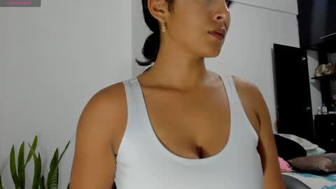 sofiaparker8 online show from May 23, 12:05 am