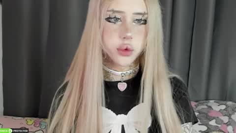Snapshot of joybarker chatting on May 16, 1:32 pm Joy Barker online show from May 16, 1:32 pm