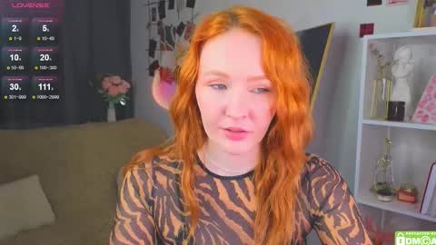 joyce_jones online show from October 4, 7:01 pm
