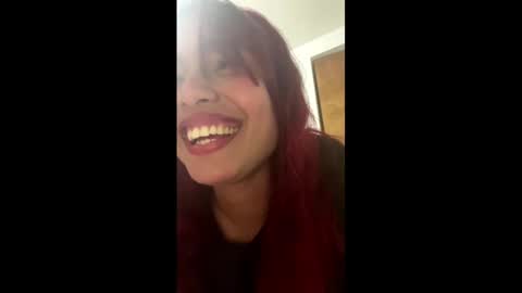 Snapshot of joyshe__vergara chatting on March 3, 12:59 am online show from March 3, 12:59 am