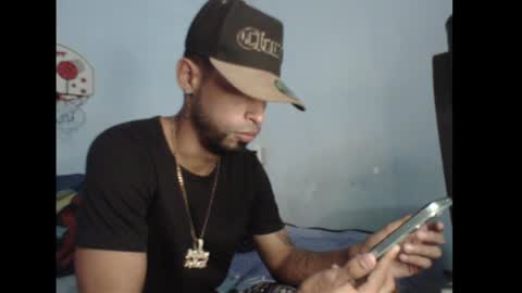 jpineda97 online show from June 11, 5:22 pm