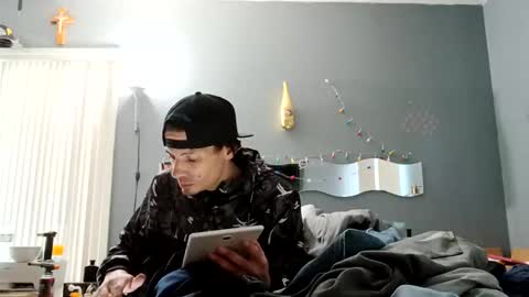 Snapshot of jpizzy23 chatting on March 11, 2:51 pm dLowfrk online show from March 11, 2:51 pm