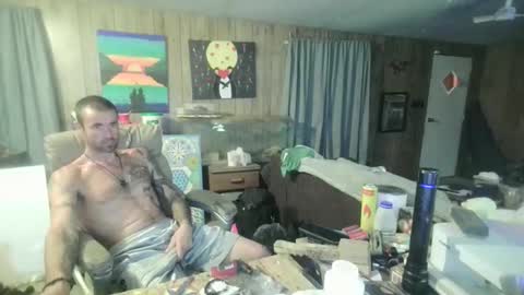 jrizzle1111 online show from May 2, 9:58 am