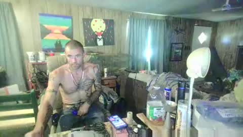 jrizzle1111 online show from May 15, 5:53 pm