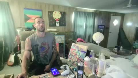 jrizzle1111 online show from June 15, 12:18 pm