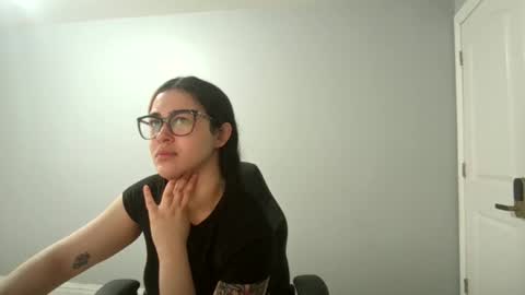 jshg12 online show from March 7, 4:15 pm