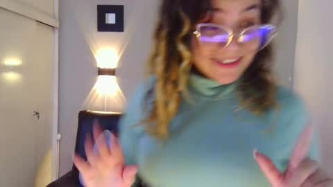 Josneidy  Jos   online show from December 14, 11:29 am