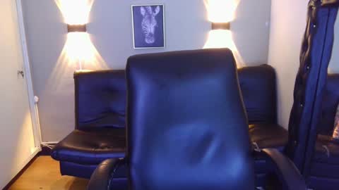 Josneidy  Jos   online show from December 20, 3:36 am