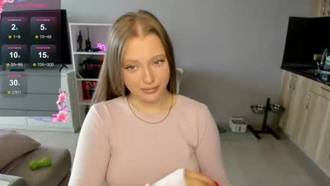 Julia and Julia online show from July 31, 10:25 am