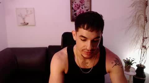 Snapshot of juan023_ chatting on June 5, 3:13 am Juan online show from June 5, 3:13 am