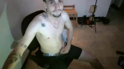 Snapshot of juan235665 chatting on May 30, 2:52 am juan235665 online show from May 30, 2:52 am