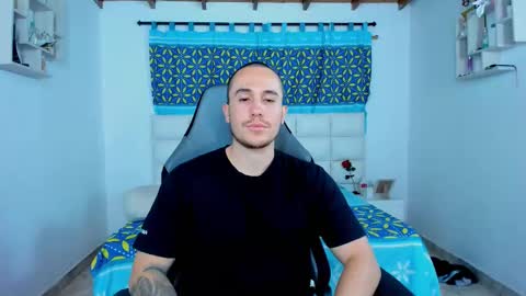 Juan online show from February 18, 12:37 am