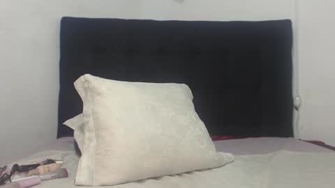    online show from February 5, 12:10 pm