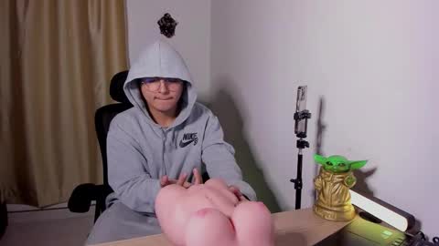 Juan Belmont online show from December 4, 6:12 am