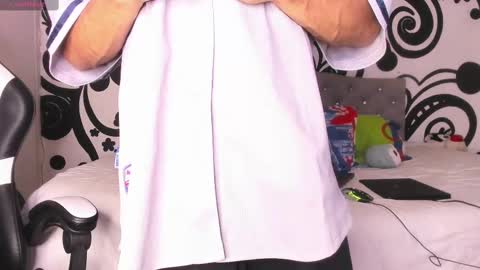 juan online show from October 4, 10:30 pm