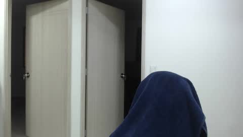 juan_gomez_1 online show from February 3, 11:05 pm