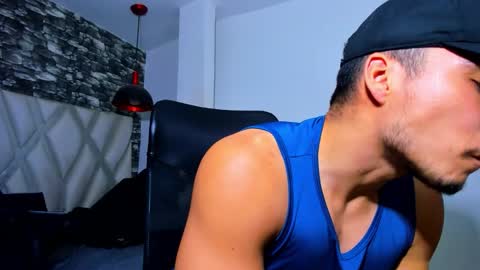 juan_jsmith online show from February 13, 9:55 pm