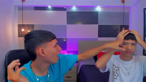 JuanSteven online show from January 5, 12:10 pm