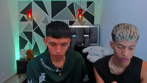 JuanSteven online show from May 16, 10:36 am