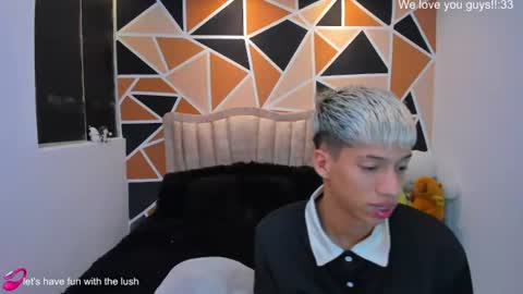 JuanSteven online show from July 18, 3:00 am