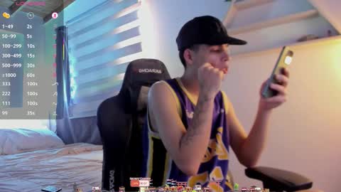 Juan Posada online show from February 21, 3:24 pm