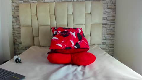 JUAN online show from January 17, 4:47 pm