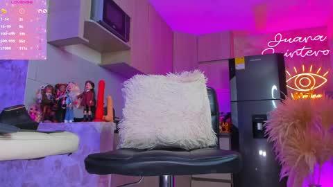 Snapshot of juana18quintero chatting on May 18, 5:35 am JUANA VALENTINA QUINTERO independent model ONLY FANS --- Juanaquintero online show from May 18, 5:35 am